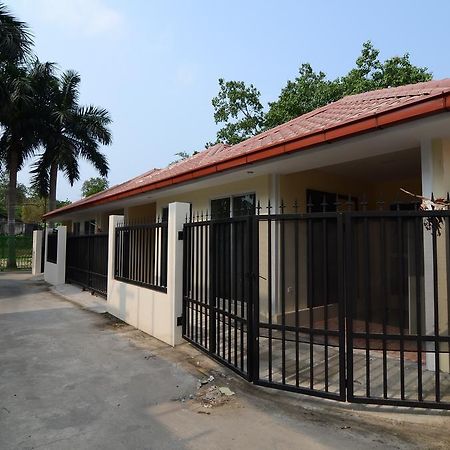 Vista Residence Yangon Exterior foto