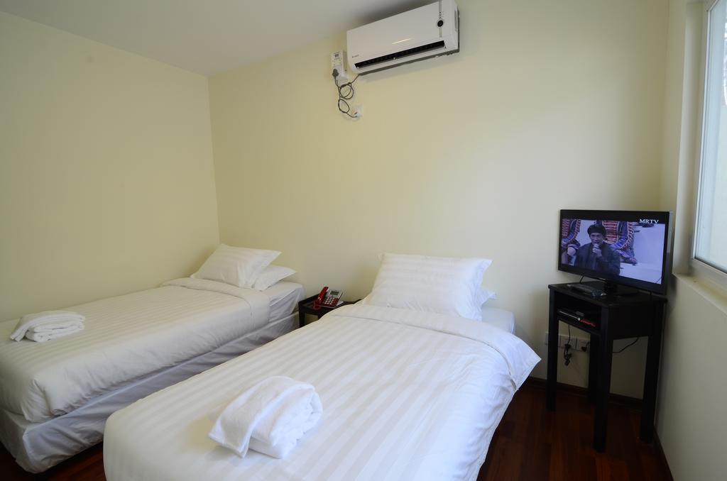 Vista Residence Yangon Exterior foto